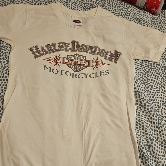 Harley-Davidson Tops - Harley-Davidson Beige Short Sleeve Tee